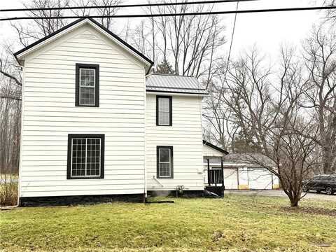 685 Bedford rd, Shenango, PA 16159