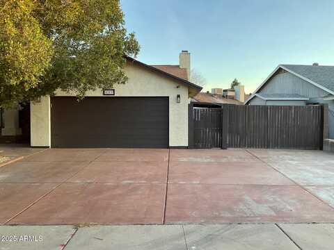 8201 W TUCKEY Lane, Glendale, AZ 85303