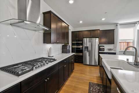 805 Broadfork Circle, Vacaville, CA 95687