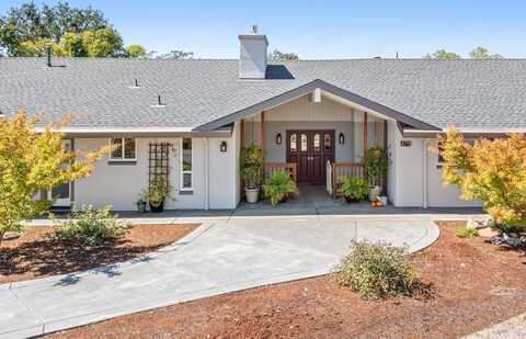 475 Country Club Drive, Santa Rosa, CA 95401