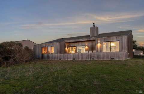 281 Main Sail Road, The Sea Ranch, CA 95497