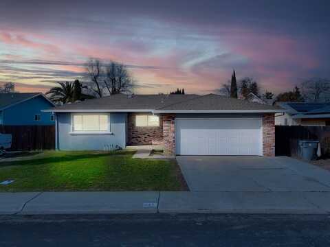 449 Monte Vista Avenue, Woodland, CA 95695