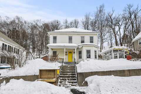 68 Gallup St, North Adams, MA 01247