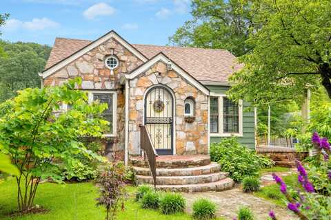 4220 St Elmo Avenue, Chattanooga, TN 37409