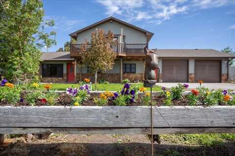 690 ST HWY 26, Wheatland, WY 82201