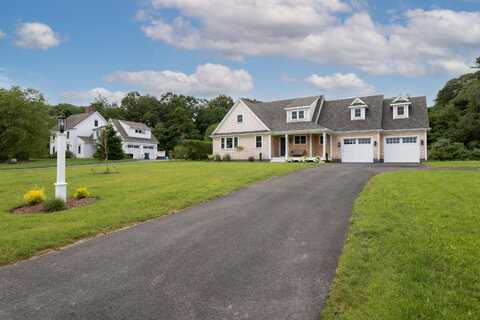 18 Seneca Lane, Sandwich, MA 02563