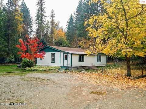 86 Mango St, Moyie Springs, ID 83845