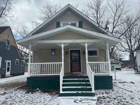 307 S Cadwell Avenue, Eagle Grove, IA 50533