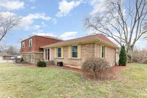 160 Woodbury Drive, Harrison, OH 45415