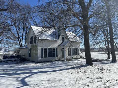 6946 MO-87, New Franklin, MO 65274