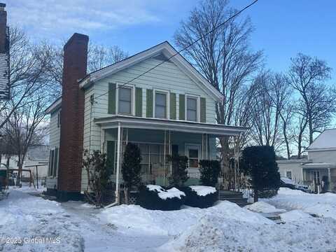 6 1st Street, Hoosick Falls, NY 12090