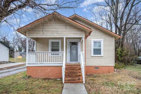 207 S Caldwell Avenue, Newton, NC 28658