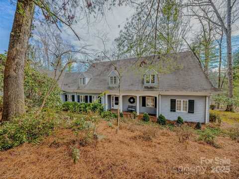 74 Forest Road, Asheville, NC 28803