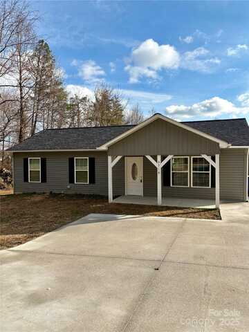 3719 Calico Road, Lenoir, NC 28645