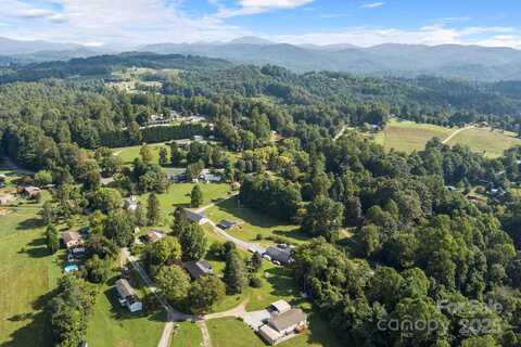 197 Albert Drive, Flat Rock, NC 28731