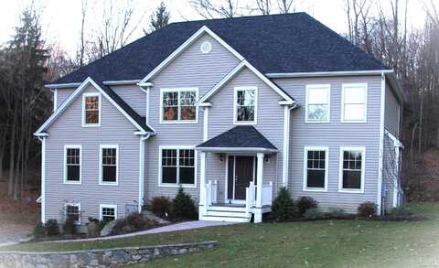 38 Aunt Pattys Lane West, Bethel, CT 06801