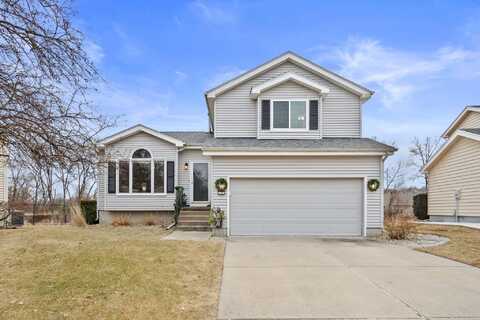 121 25th Court, West Des Moines, IA 50265