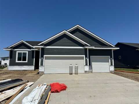 15015 Springbrook Trail, Urbandale, IA 50323