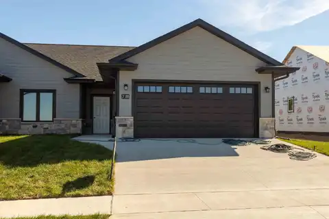 3588 Wagon Wheel, Dubuque, IA 52002