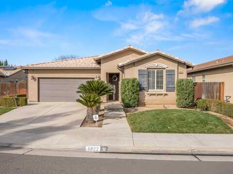 6822 Stuart W, Fresno, CA 93723