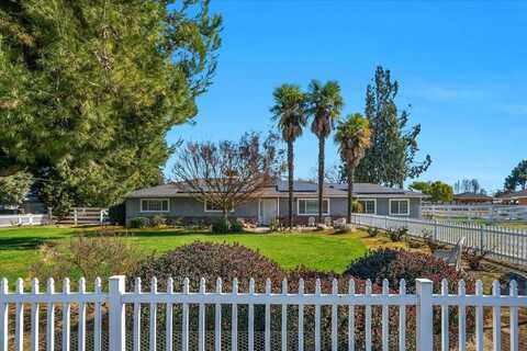 8302 Leonard S, Fowler, CA 93625