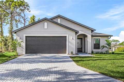 812 Gen D Macarthur Avenue, Labelle, FL 33935