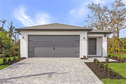 816 Gen D Macarthur Avenue, Labelle, FL 33935