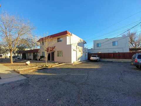 1041 Utah Street NE, Albuquerque, NM 87110