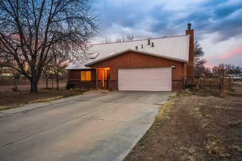 7 SIERRA VISTA Court, Peralta, NM 87042