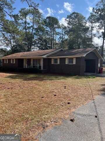 729 Hawkinsville, Eastman, GA 31023