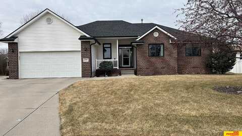 2709 Sunburst Drive, Fremont, NE 68025