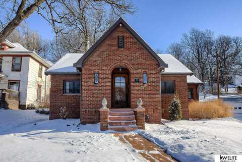 207 Park Avenue, Council Bluffs, NE 51503