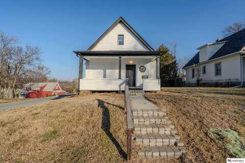 3532 Seward Street, Omaha, NE 68111