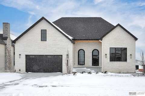 21107 Laurel Drive, Elkhorn, NE 68022