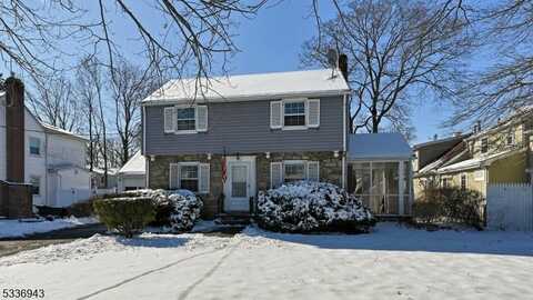 311 Boulevard, Pequannock, NJ 07444