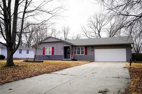 1222 S Maple Street, Ottawa, KS 66067