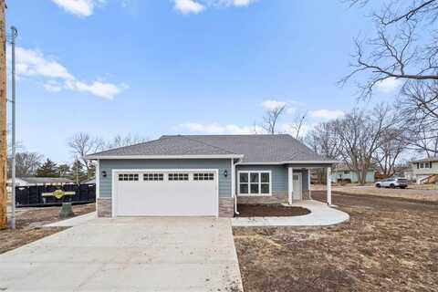 301 S Jefferson Street, Spring Hill, KS 66083