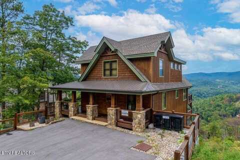 2520 Mountain Holly Way, Sevierville, TN 37862