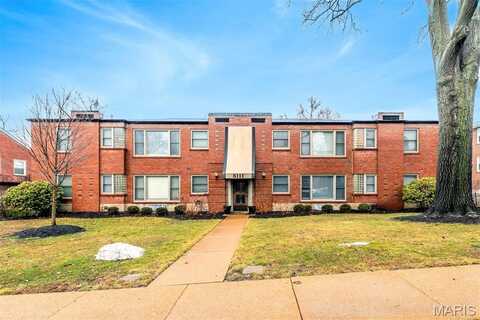 8111 Roxburgh Drive, Saint Louis, MO 63105