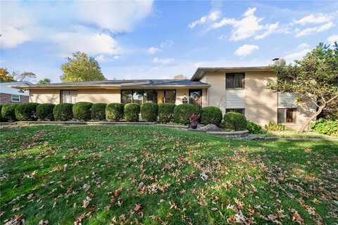 1411 Lindgate Drive, Kirkwood, MO 63122