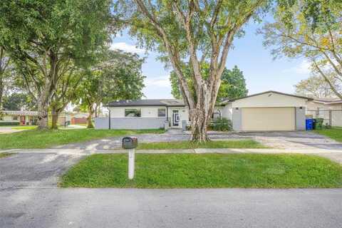 2000 NW 106th Ave, Pembroke Pines, FL 33026