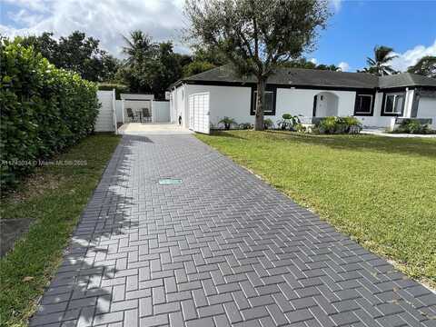 15534 SW 153rd St, Miami, FL 33187