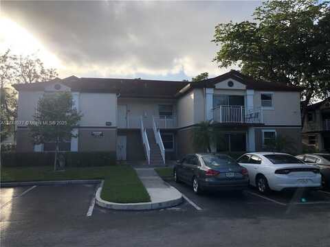 11201 Nw 13 ST, Pembroke Pines, FL 33025