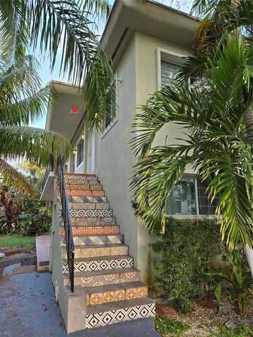 7025 Rue Granville, Miami Beach, FL 33141