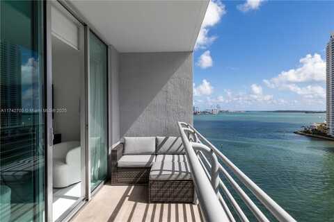 325 S Biscayne Blvd, Miami, FL 33131