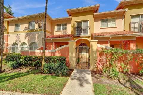 1315 N Santa Catalina Cir, North Lauderdale, FL 33068