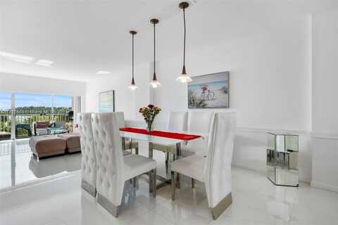 300 Bayview Dr, Sunny Isles Beach, FL 33160