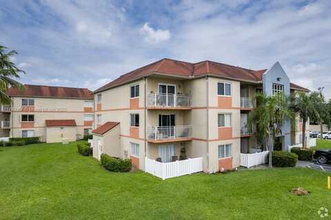 18830 NW 57th Ave, Hialeah, FL 33015