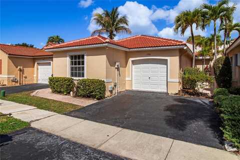 17953 SW 11th St, Pembroke Pines, FL 33029