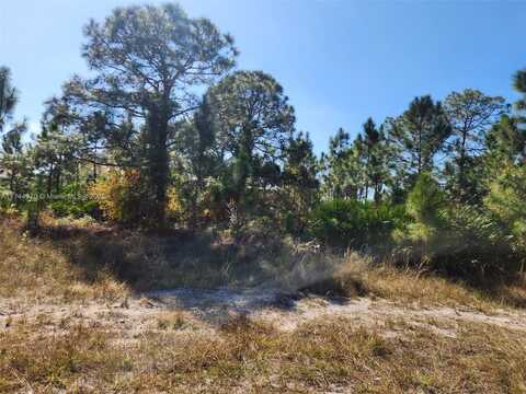 2719 50 W, Lehigh Acres, FL 33971